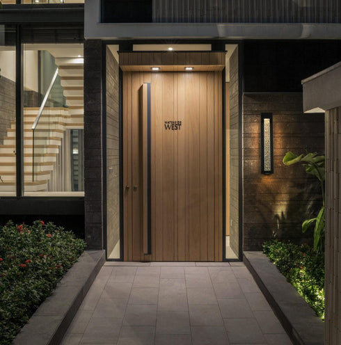 Elegant Lighting 1 Light Amaris 27 inch LED Outdoor Wall sconce in Black in Black and Clear Finish Model: OD604W27BK