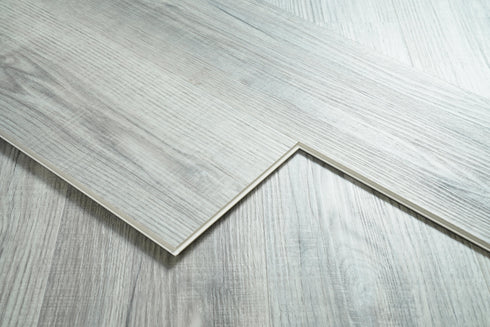 Elegant Lighting Legacy Luxury Vinyl Flooring 7 x 48 x 5.5mm 12 mil in Fossil oak Grey in Fossil Oak Gray Finish Model: LVFGRY01-7-5.5-V2