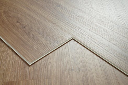 Elegant Lighting Legacy Luxury Vinyl Flooring 7 x 48 x 7mm 20 mil in Driftwood oak Model: LVFOAK04-7-7-V2