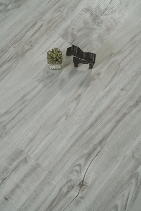 Elegant Lighting Legacy Luxury Vinyl Flooring 7 x 48 x 7mm 20 mil in Weathered Grey in Weathered Gray Finish Model: LVFGRY02-7-7-V2