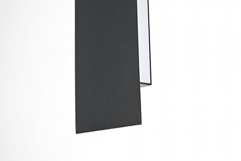 Elegant Lighting Waylen 4.5 x 18 inch Outdoor Wall Sconce in Black Model: OD506W18BK