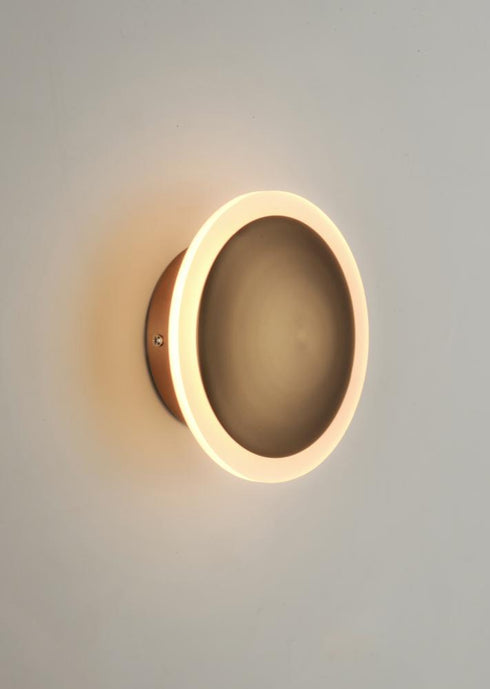 ET2 Saucer Wall Sconce Model: E21540-90BKGLD