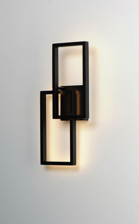 ET2 Traverse LED Outdoor Wall Mount Model: E21511-BK
