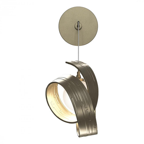 Hubbardton Forge Riza Low Voltage Sconce in White Finish Model: 201353-SKT-02-GG0711
