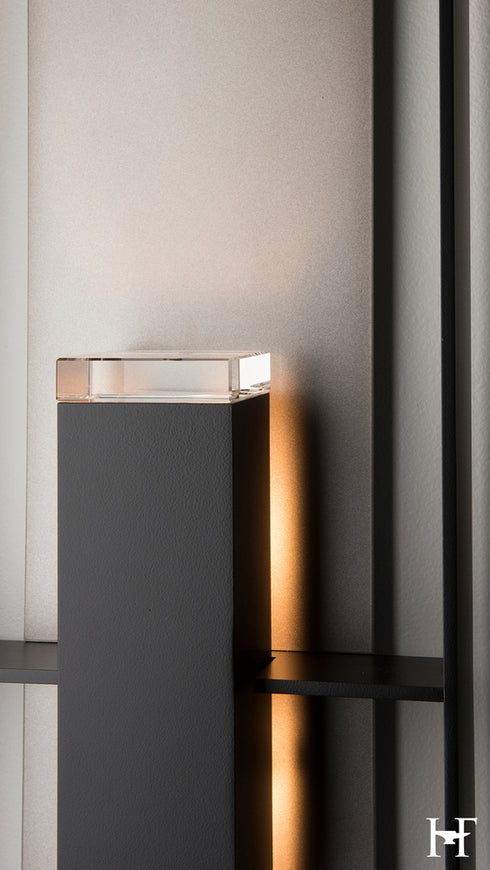 Hubbardton Forge Shadow Box Tall Dark Sky Friendly Outdoor Sconce in Coastal Black Finish Model: 302667-SKT-80-78-ZM0850