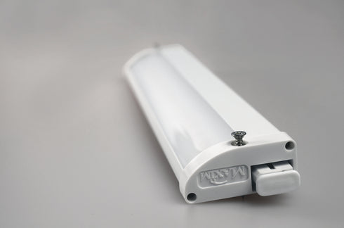 Maxim CounterMax MX-L120-LO CounterMax MX L120 LO Under Cabinet in White Finish Model: 89901WT
