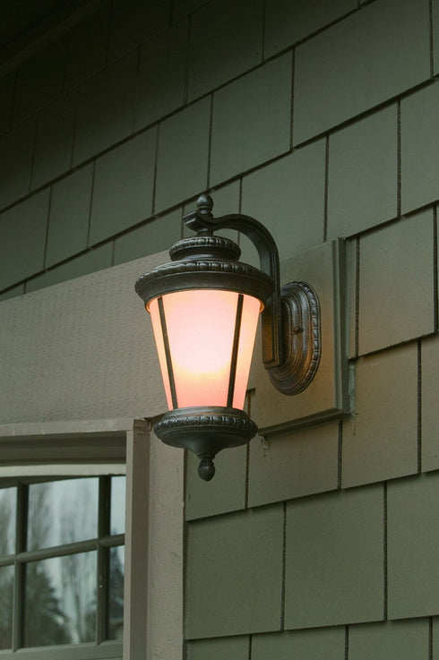 9135-114 Dolan Designs Edgewood 1 Light Wall Manchester