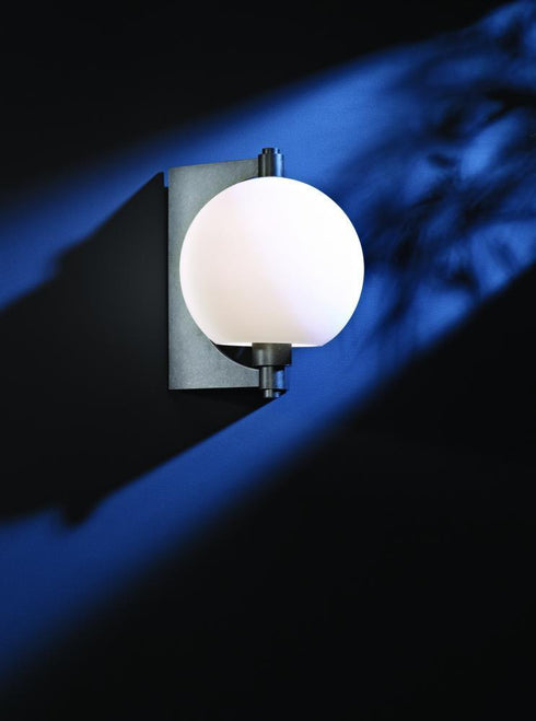 Hubbardton Forge Pluto Outdoor Sconce Model: 306603-SKT-73-GG0384