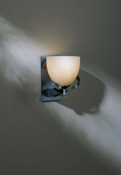 Hubbardton Forge Ribbon Sconce Model: 204101-SKT-03-GG0001
