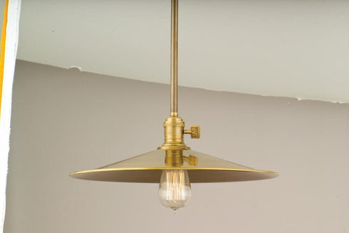 Hudson Valley Heirloom 1 Light Pendant Model: 9001-AGB-ML3