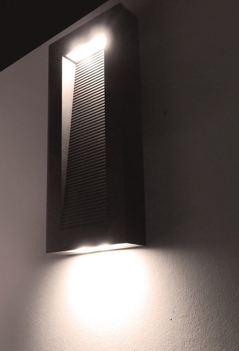 Maxim Avenue LED Outdoor Wall Mount Model: 54352ABZ
