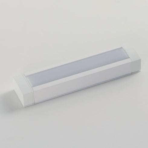 Maxim Countermax 120v Slim Stick Under Cabinet Model: 88950BZ