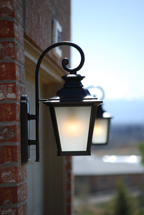 Maxim Knoxville LED E26 Knoxville LED 1 Light Outdoor Wall Lantern Model: 55627FSBZ