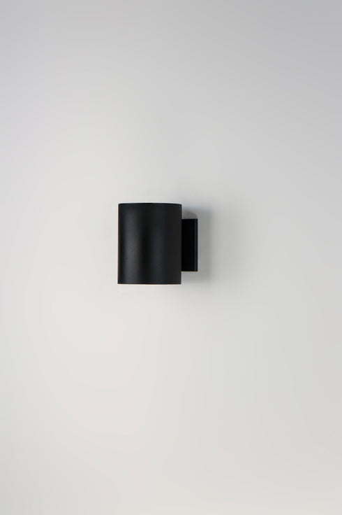 Maxim Outpost 1 Light 7.25 Inch High Outdoor Wall Model: 26101BK